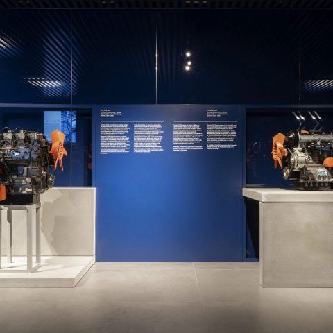 Gallery of Engines – Kohler Engines | <strong>GALLERY OF ENGINES – KOHLER ENGINES</strong> | luogo <strong>Reggio Emilia, Italia</strong> | progetto <strong>Arch. Naomi Hasuike</strong> | ph © <strong>Paolo Carlini</strong>
